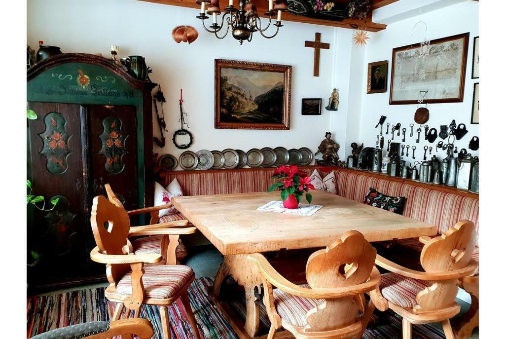 Pension Charlotte Bad Gastein Buitenkant foto